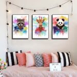 Bộ 3 tranh canvas trang trí phòng trẻ em Gấu mèo, Hươu cao cổ và gấu trúc - TTE019