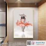 Tranh đơn canvas treo tường Decor Cô gái nghệ thuật - DC411