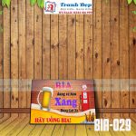 Tranh trang trí quán bia, quán nhậu BIA029-Dù kinh tế thế giới có biến động như thế nào nhưng bia vẫn bình ổn giá